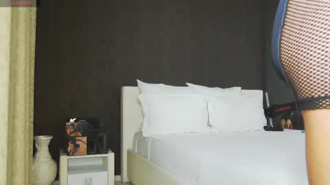 Helen online show from 12-01-25, 09:09