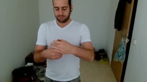 Snapshot of hei_69 chatting on 10-21-25, 04:19 hei_69 online show from 10-21-25, 04:19