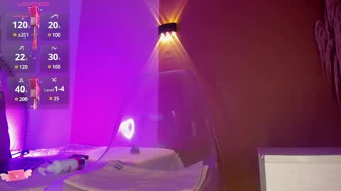 Snapshot of heicel_ chatting on 12-13-24, 09:52 Heicel online show from 12-13-24, 09:52