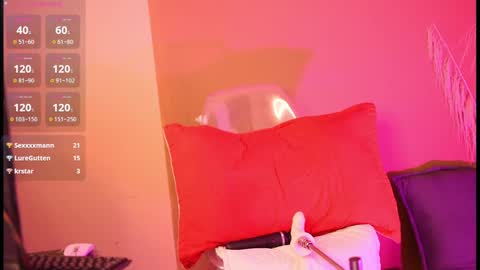 Snapshot of heicel_ chatting on 01-22-25, 12:59 Heicel online show from 01-22-25, 12:59