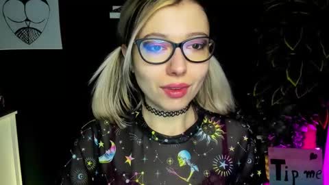 Heidi online show from 02-13-25, 07:24