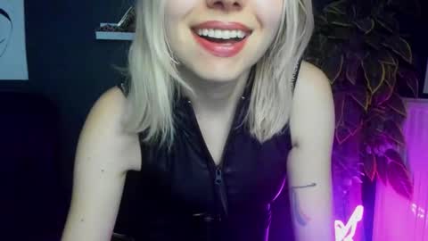 Heidi online show from 02-24-25, 08:49