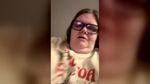 heidimackey2 online show from 04-18-26, 08:09