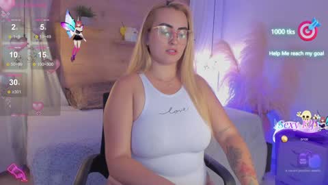 Snapshot of heidishayk chatting on 12-04-24, 08:18 ANTARA REY online show from 12-04-24, 08:18