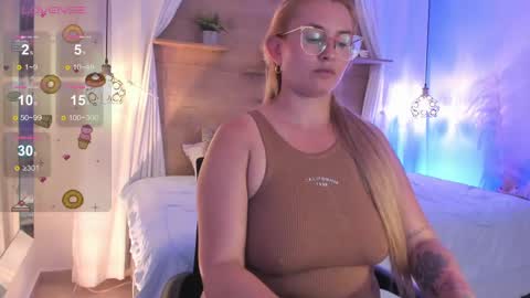 Snapshot of heidishayk chatting on 03-10-25, 11:16 ANTARA REY online show from 03-10-25, 11:16