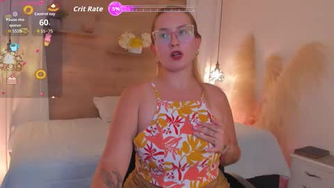 Snapshot of heidishayk chatting on 09-12-25, 07:03 ANTARA REY online show from 09-12-25, 07:03