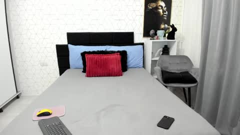 Heidi online show from 04-10-26, 03:12