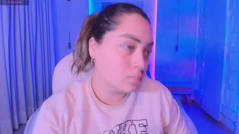 Heidy online show from 09-23-25, 03:31