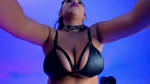              online show from 02-19-25, 06:21