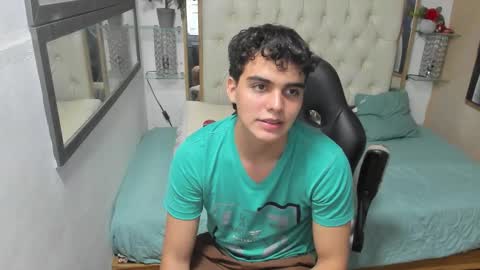 heiker_ online show from 09-24-25, 02:48