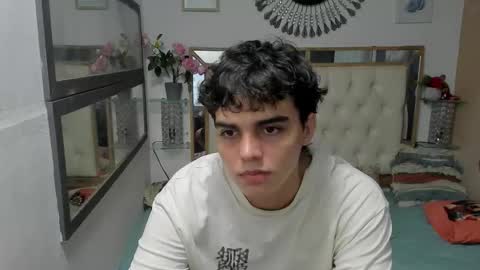 heiker_ online show from 10-09-25, 02:42