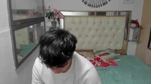 heiker_ online show from 10-21-25, 04:57