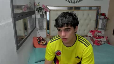 heiker_ online show from 10-27-25, 03:43