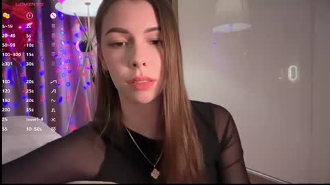 Snapshot of heileymeow chatting on 07-24-26, 07:56 Heiley online show from 07-24-26, 07:56