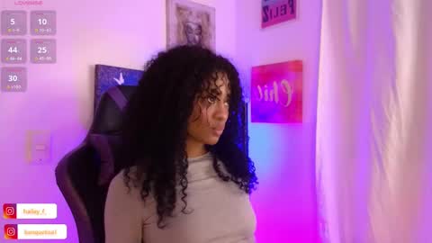 Snapshot of heily_fox chatting on 02-07-25, 11:01 HEILY  online show from 02-07-25, 11:01