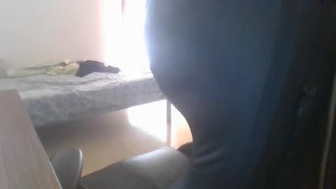 Snapshot of heitorcp1 chatting on 10-08-25, 01:31 heitorcp1 online show from 10-08-25, 01:31