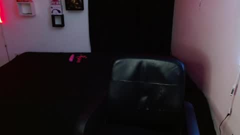 ETHEREAL HEIZER online show from 12-22-24, 11:52