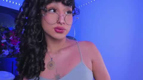 Snapshot of heka_prudence chatting on 12-24-24, 05:27 Heka Prudence online show from 12-24-24, 05:27