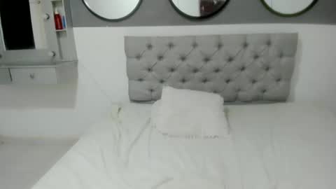 helen_curly online show from 01-24-25, 02:30