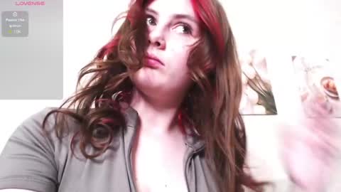  MY NAME IS HELEN WELCOME TO MY ROOM online show from 04-27-26, 05:27