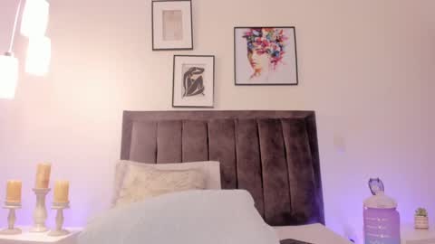 Snapshot of helen_mooree chatting on 02-06-25, 04:58 Helen online show from 02-06-25, 04:58