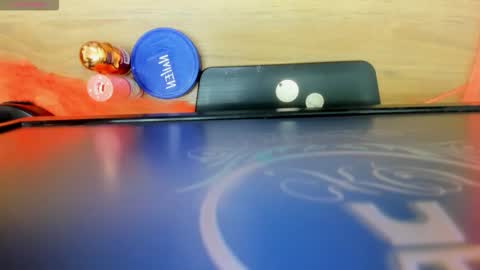 Helen online show from 10-26-25, 06:03