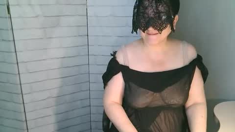 Helen online show from 06-03-26, 02:58