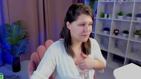 helenahoffmann online show from 03-09-26, 04:27