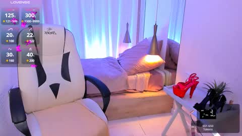 Helena online show from 03-01-25, 01:29