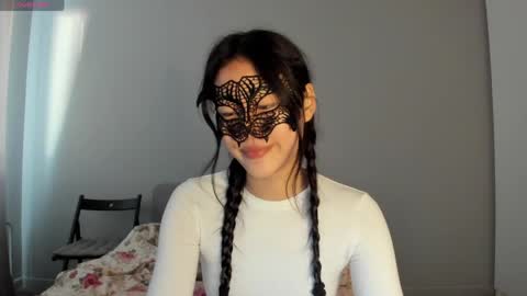 Snapshot of helenblazetrt chatting on 06-02-26, 02:24 Hi I am Helen online show from 06-02-26, 02:24