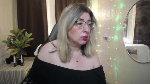 helenenigma online show from 01-24-25, 10:51