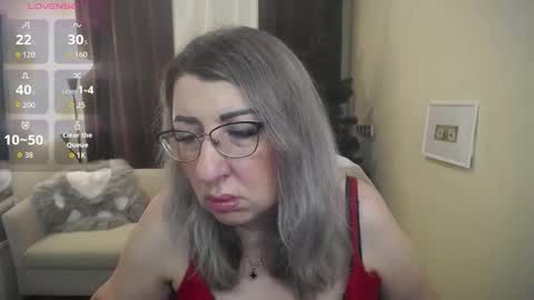 helenenigma online show from 11-22-25, 07:35