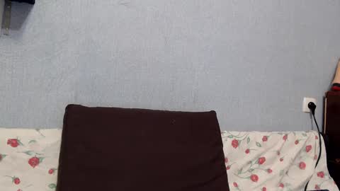 Snapshot of helenred chatting on 01-19-25, 10:17 HelenRed online show from 01-19-25, 10:17