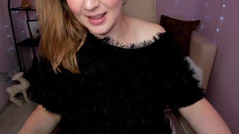 Snapshot of helens_lov chatting on 12-08-24, 01:56 Helen online show from 12-08-24, 01:56