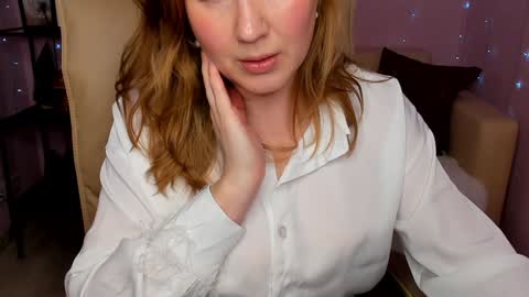 Snapshot of helens_lov chatting on 01-21-25, 01:39 Helen online show from 01-21-25, 01:39