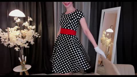 Helen online show from 02-07-25, 03:23