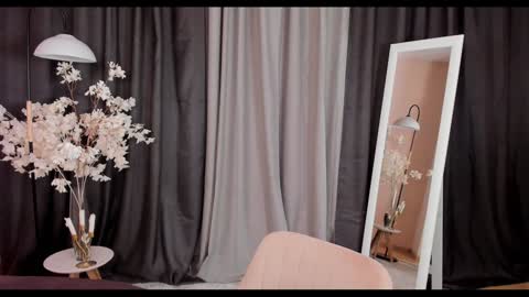 Helen online show from 02-08-25, 08:52