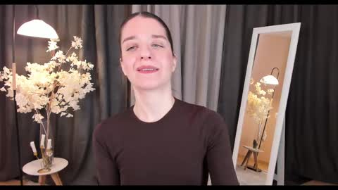 Helen online show from 03-01-25, 02:37