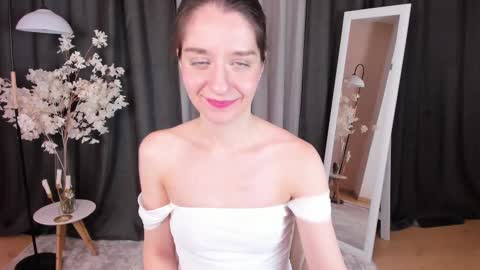 Helen online show from 03-02-25, 02:41