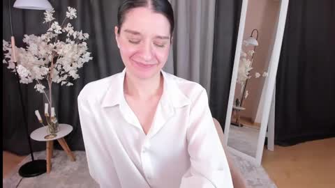 Helen online show from 03-07-25, 05:51