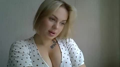 Snapshot of helga_now chatting on 10-14-25, 09:10 helga_now online show from 10-14-25, 09:10