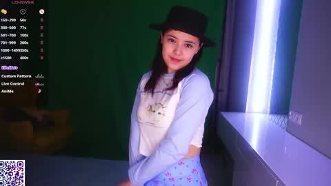 Aurora online show from 04-06-26, 10:00