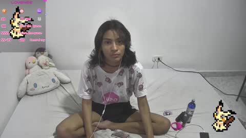 Helia Transfem and Amy online show from 01-22-25, 05:16