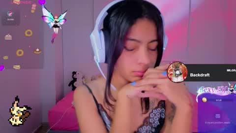 Helia Transfem and Amy online show from 01-16-26, 01:20