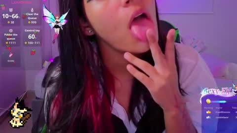 Helia Transfem and Amy online show from 03-06-26, 04:31