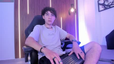 helios_obscuro online show from 09-27-25, 02:11