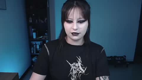 Snapshot of hell_dancer_ chatting on 05-04-26, 04:52 Lexa online show from 05-04-26, 04:52