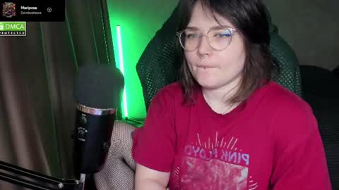 Red online show from 07-13-26, 06:22