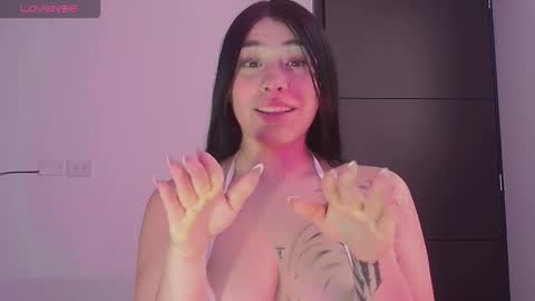 Snapshot of hell_luna chatting on 09-15-25, 06:41 Luna online show from 09-15-25, 06:41