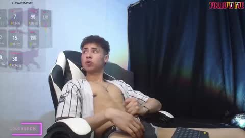   CROW  online show from 10-10-25, 12:42